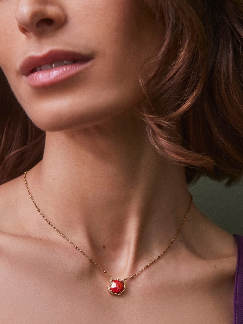 NWT Kendra Scott Disney Apple Necklace